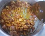 A picture of step 2 of Tomato Onion Bhaji.