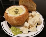 รูปขั้นตอนการทำที่ 4 ของ ขนมปัง ซุปไก่ (bread bowl chicken soup)