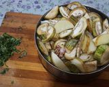 A picture of step 7 of Vidarbha special Nagpuri style Wanga batata Saoji masala bhaji.