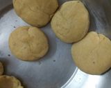 A picture of step 3 of Fry Litti in ghee.