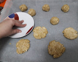 Foto del paso 5 de la receta: Galletas de avena y canela (sin azúcar)