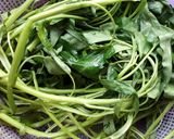 Foto langkah ke 1 dari resep Sambal Plecing Kangkung.
