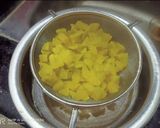 A picture of step 2 of Raw Mango Dryfruit Murabba.