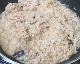 A picture of step 2 of Chicken polaw.
