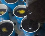 Foto langkah ke 7 dari resep Bolu Ketan Pisang Kukus.