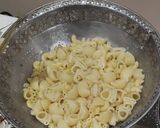 A picture of step 1 of Masala chunk pasta.