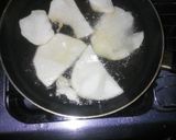 A picture of step 5 of Fried yam and egg.