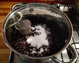 Áfonya krémleves recept fázis 1 fotója