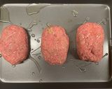 A picture of step 4 of Mozzarella Meatloaf.