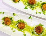 Hình bước làm 8 của món Còi Sò Điệp Áp Chảo - Sốt Chimichurri