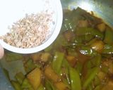A picture of step 6 of Saim ki sabzi.