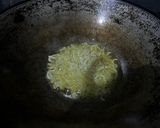 Foto langkah ke 4 dari resep Tumis Daun Pepaya.