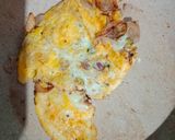 Foto langkah ke 3 dari resep Telur Dadar Bumbu Tumis.