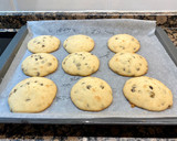 Foto del paso 15 de la receta: Galletas de mantequilla con pepitas de chocolate