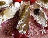 Foto del paso 2 de la receta: Endivias rojas rellenas con quesos y pickles