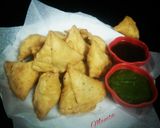 A picture of step 7 of Khasta Aaloo Samosa.