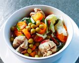 Foto langkah ke 4 dari resep Sup Kacang Polong Bakso.