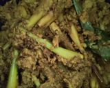 Gambar langkah 5 resipi Pes Rendang Daging.
