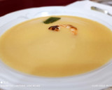 Foto del paso 7 de la receta: Crema de coliflor, con langostinos y azafrán