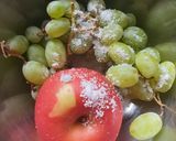Foto langkah ke 1 dari resep Es Buah Tropical (Apel Nanas Markisa Anggur Sirup Terong Belanda).