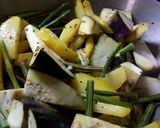 সজনে ডাঁটার রসা(sojne datar rosa recipe in Bengali) রেসিপির ধাপ 2 ছবি