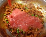 A picture of step 4 of Achaari Keema Matar (mutton).
