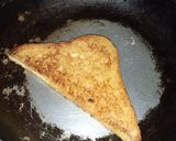 Foto langkah ke 2 dari resep French toast banana cinnamon.