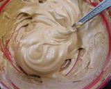 A picture of step 1 of Hot coffee cream.