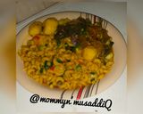A picture of step 5 of Macaroni with Irish and cat fish by s@lma ful@rny.
