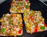 A picture of step 5 of Paneer Chilli Cheese Toast.