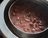 A picture of step 2 of Dhaba style spicy Rajma Beans Masala curry.