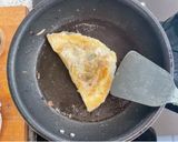 Foto langkah ke 5 dari resep Martabak Telur Tauge.