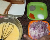 பட்டர் பிரெட் ஆம்லெட் ரெசிபி ஸ்டேப் 1 புகைப்படம்