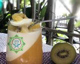 Hình bước làm 11 của món Panna cotta thơm ngon, mát bổ từ kiwi và chanh leo!