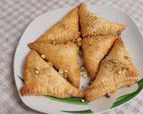 صورة لخطوة 4 من وصفة وربات البف باستري🥟😋