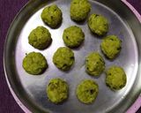 A picture of step 3 of Green Peas Kachori.
