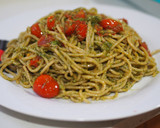 Foto del paso 5 de la receta: Espaguetis con pesto 🍝🌿