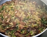 Foto del paso 8 de la receta: Paella de robellones, espinacas y solomillo
