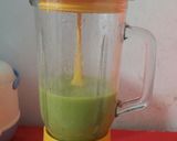 Foto langkah ke 2 dari resep Jus alpukat kurma.