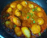 A picture of step 2 of Methi Dum Aloo.