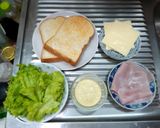 รูปขั้นตอนการทำที่ 2 ของ Breakfast Sandwich & Avocado Salad