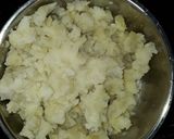 A picture of step 1 of Pav bhaji.