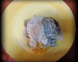 Foto del paso 3 de la receta: Bacalao con gulas y huevo frito