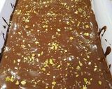 A picture of step 5 of Almond Butter Chocolate Bars with Pistachios.