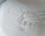 Foto langkah ke 2 dari resep 95.Putu Ayu Loyang No Mixer.