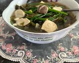Hình bước làm 2 của món Canh bông hẹ Miso (ngày 5)