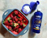 Une image de l'étape 1 de Salade de fraises 🍓.