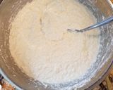 Hình bước làm 2 của món Bánh Khoai Mì nướng