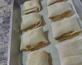 A picture of step 4 of Pocket peanut bars.