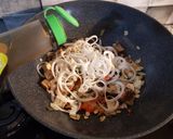 Foto del paso 3 de la receta: Wok de Spaghettis de Nabo Zapallito y Tofu